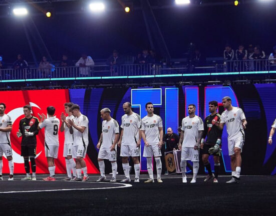 Turquia vence Espanha e avança às quartas da Copa do Mundo